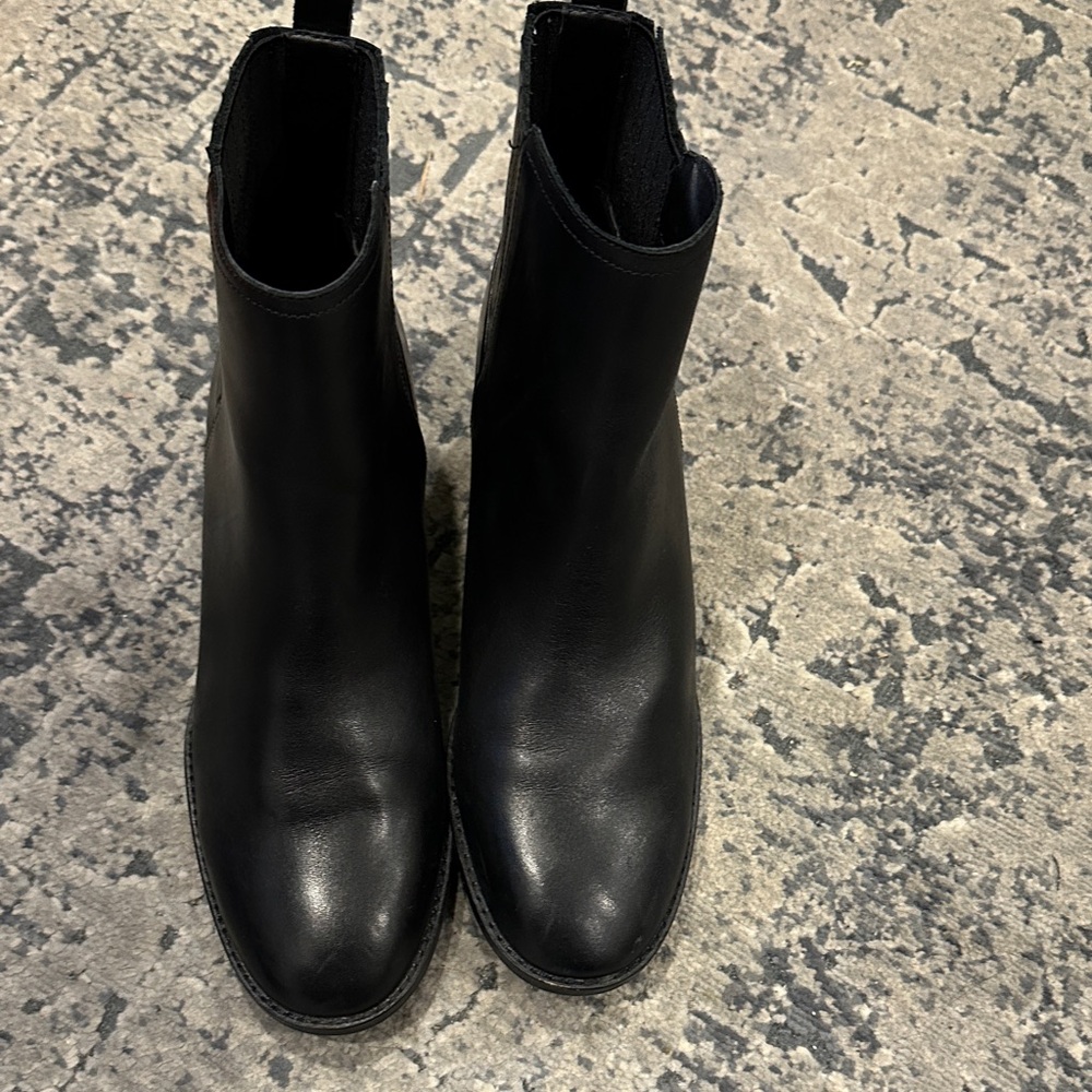 Sam Edelman Kaiti Block heel Black Leather Ankle Boots